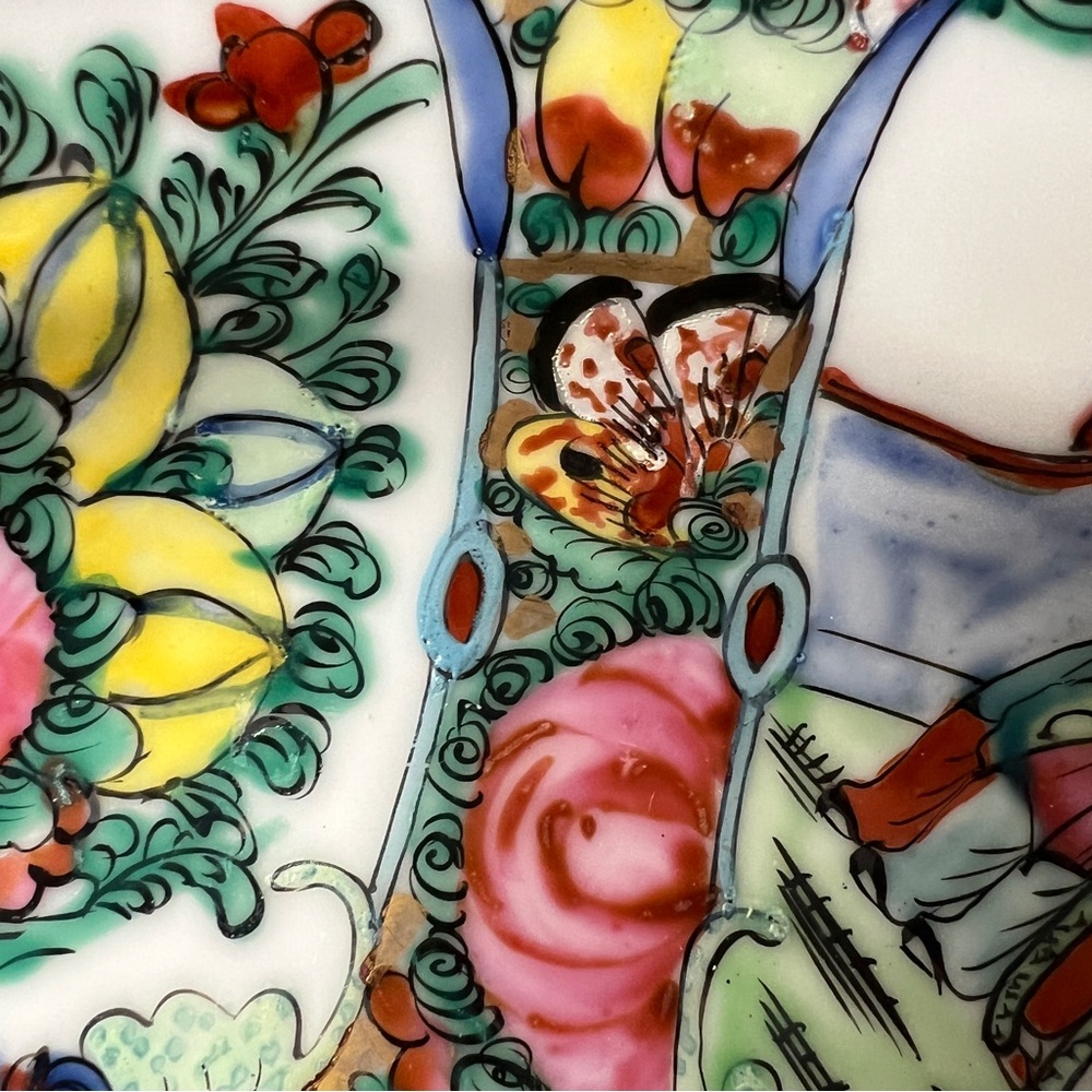 Vintage Hand Painted Plate Decorated In Hong Kong - Picture 6 of 9
